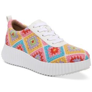Zodiac Women's Cooper Crochet Lace-Up Sneakers